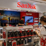 SanDisk stock down 33% from YTD high: Experts predict upside before Aug. 13